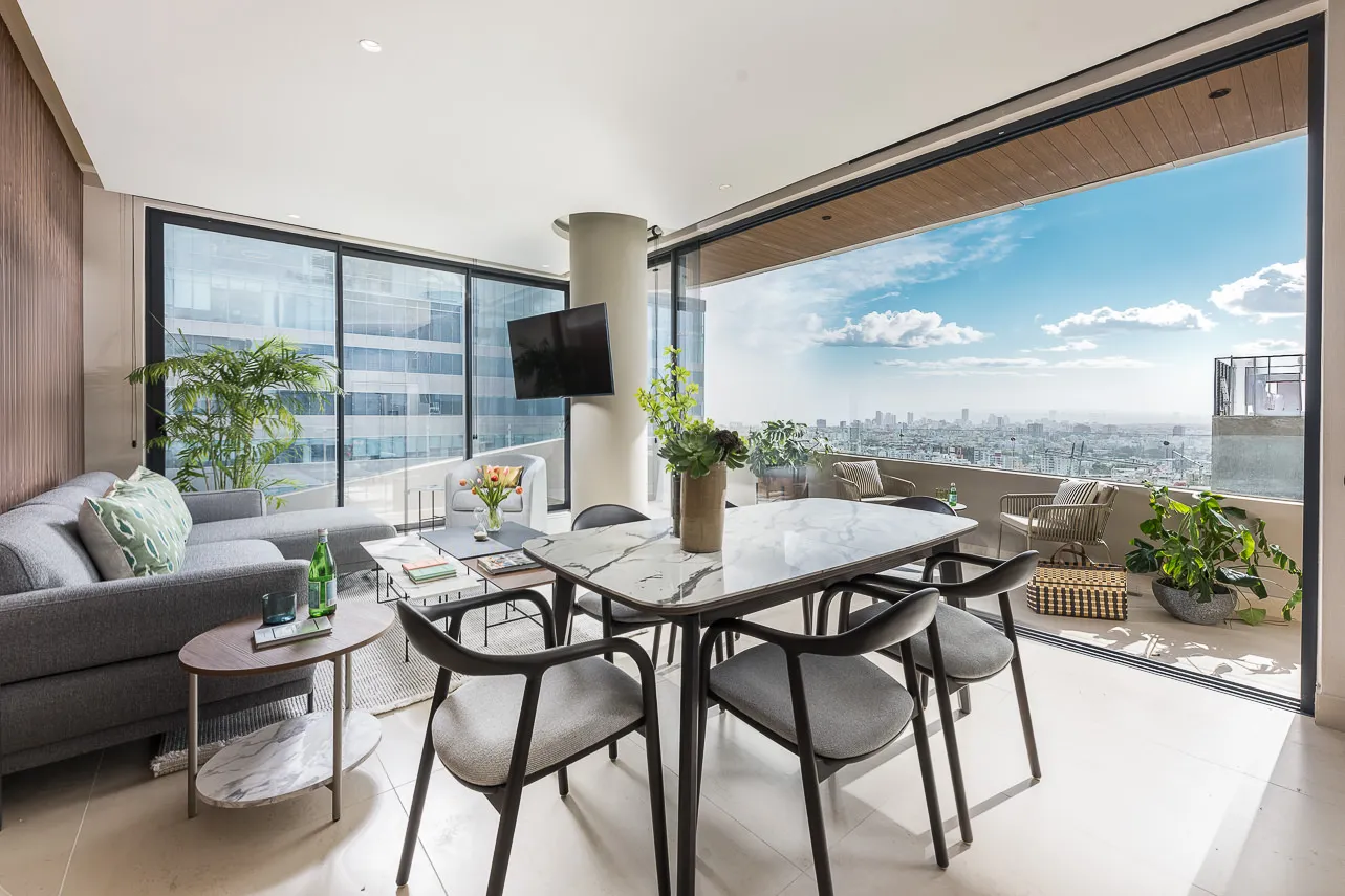 Work Above The Caribbean: Expansive Sea-view Penthouse In Santo Domingo