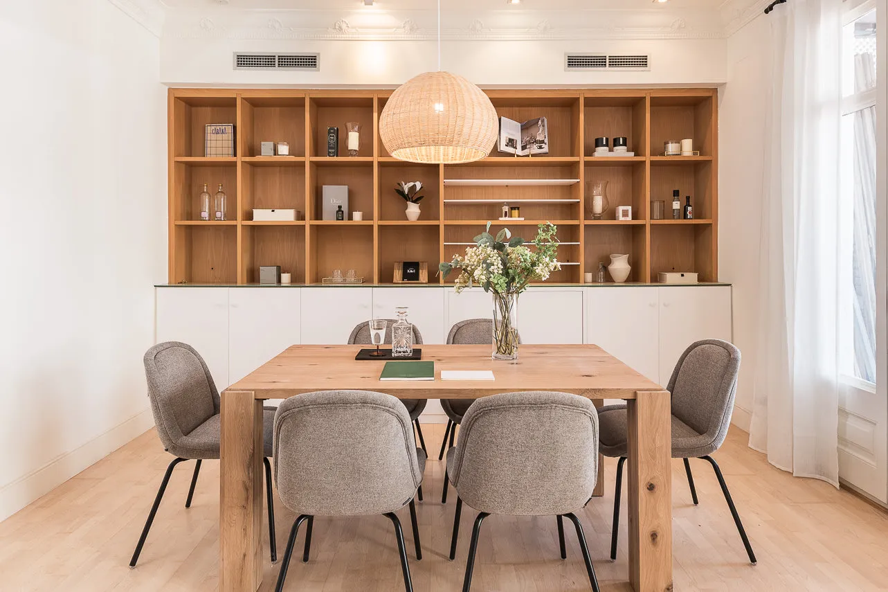 Stylish 3br City Flat With Home Office And Panoramic Views In Barcelona #5