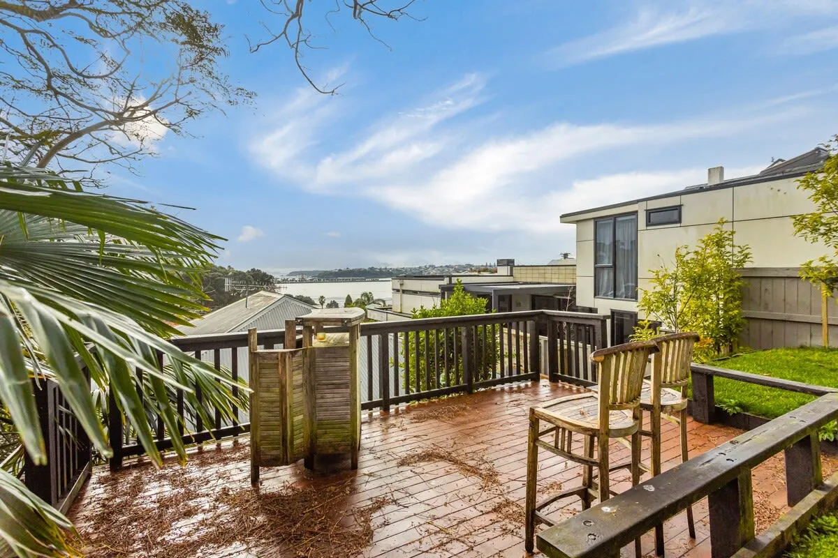 Parnell Stylish Flat - Intimate 2-bed With Bright Work-from-home Studio & Harbour Views #5