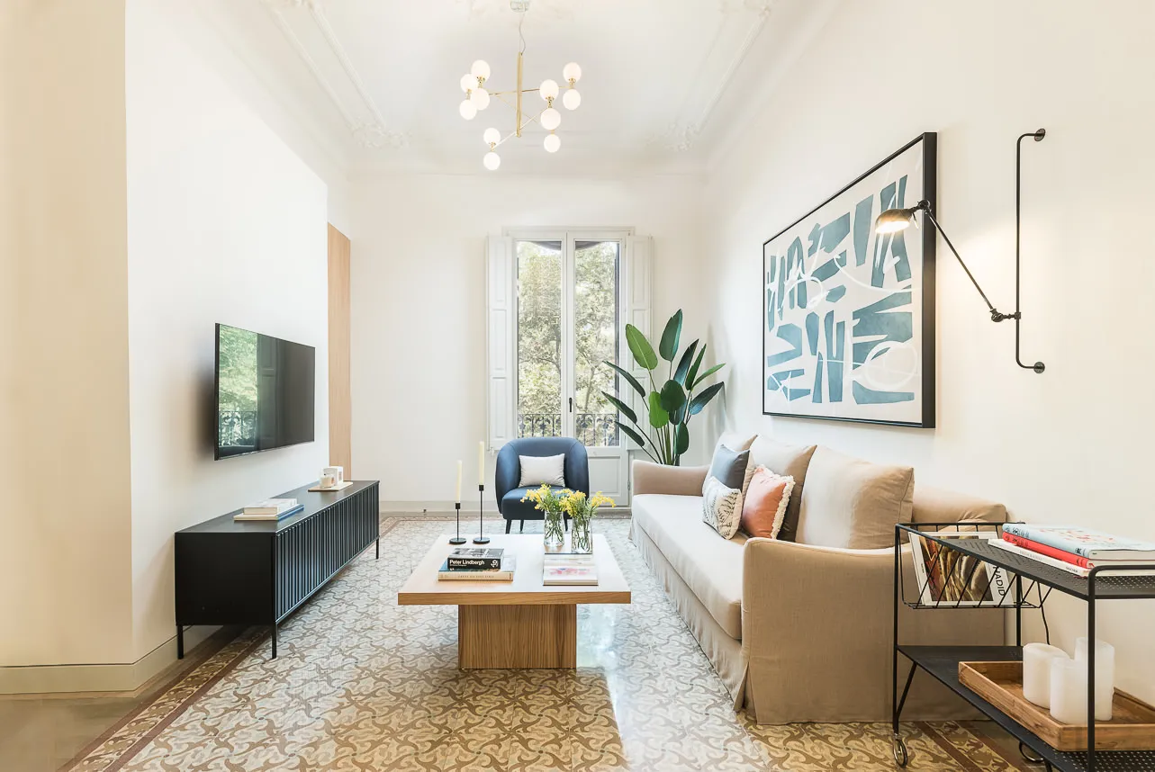 Curated 2-bed Flat With Dedicated Home Office And City Views In Barcelona #3