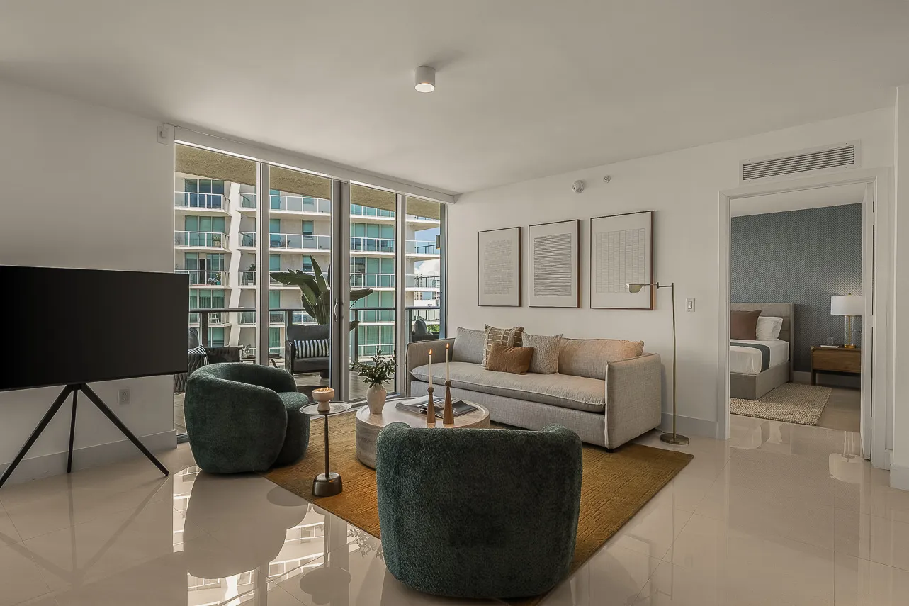 Urban Miami Flat With Dedicated Home Office For Remote Work And Productivity #5
