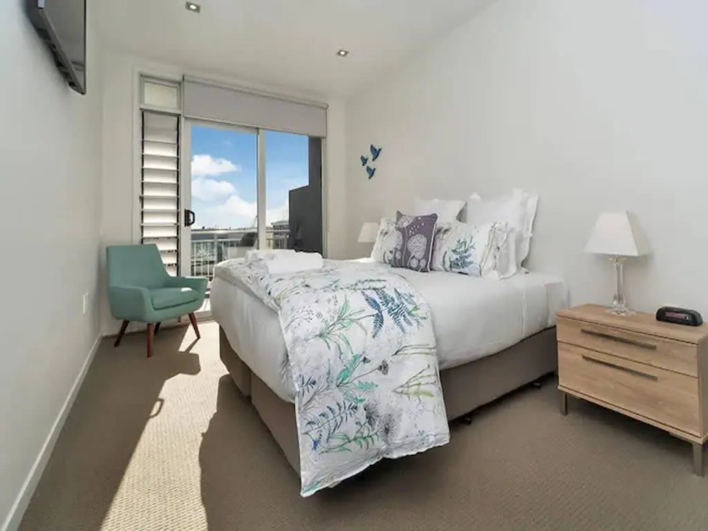 Auckland Contemporary Flat - Efficient 2br With Dedicated Home Office And Fast Wi-fi #5