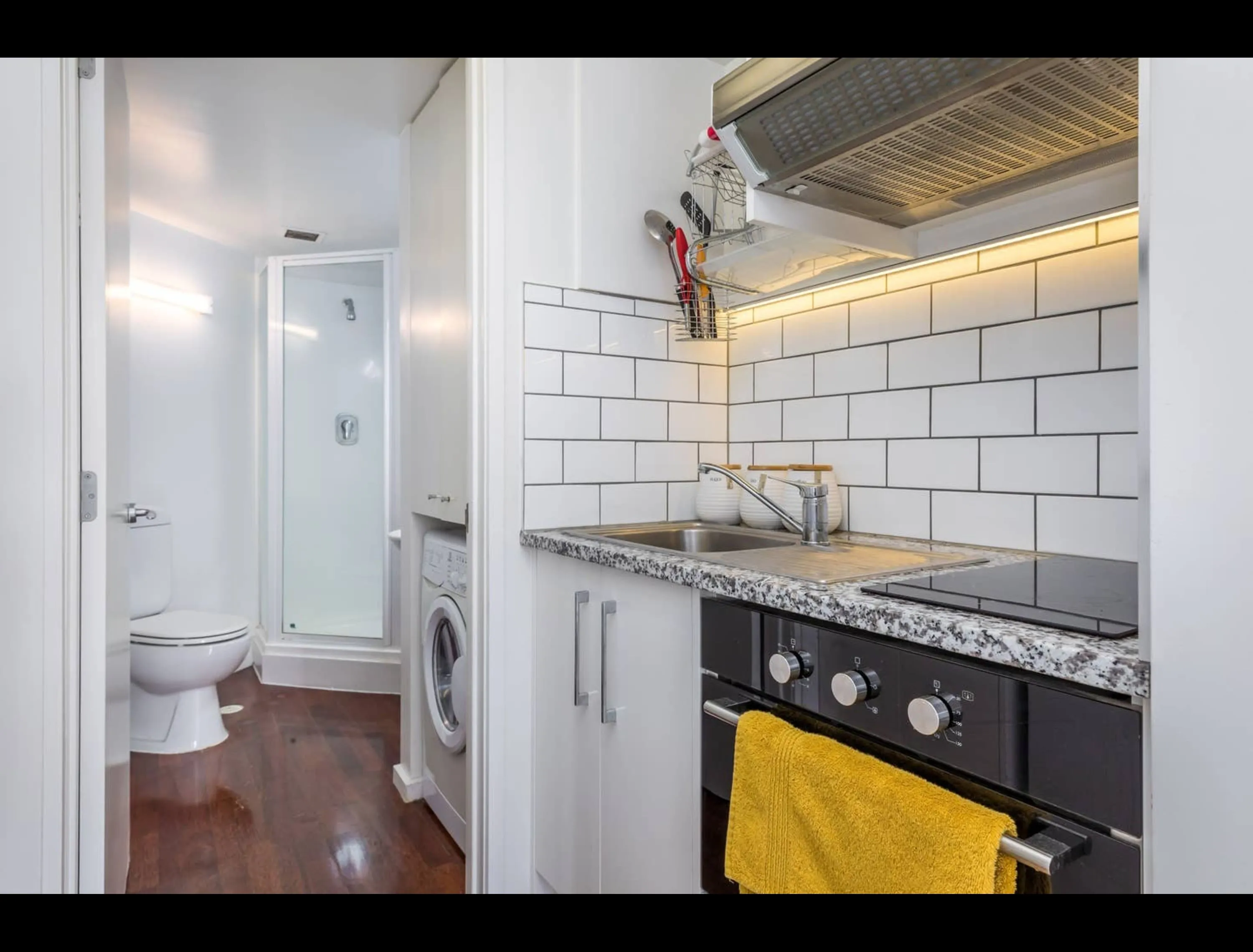 Cozy Professional Studio - Built-in Home Office For Digital Nomads In Auckland #3