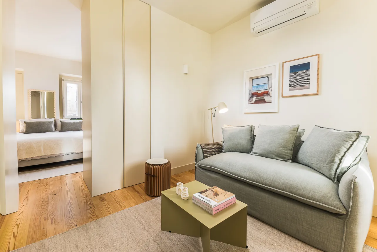 Designer 32m2 Lisbon Flat With Built-in Home Office For Remote Work Efficiency #5