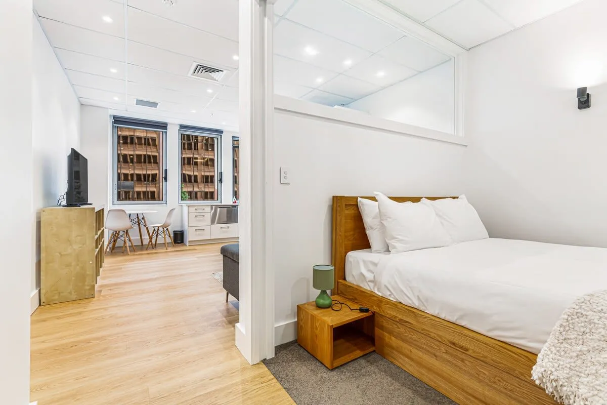 Modern Intimate 1br Flat In Auckland - Dedicated Study Nook & Work-from-home Setup #3