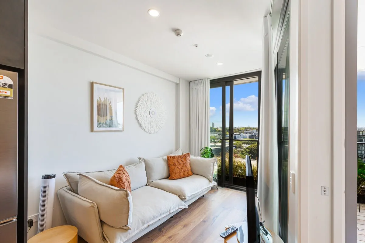Distinctive Intimate 1br Flat In Auckland - Work-from-home Balcony & Dedicated Desk