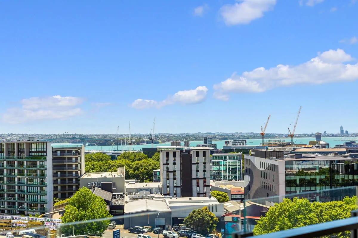 Distinctive Intimate 1br Flat In Auckland - Work-from-home Balcony & Dedicated Desk #5