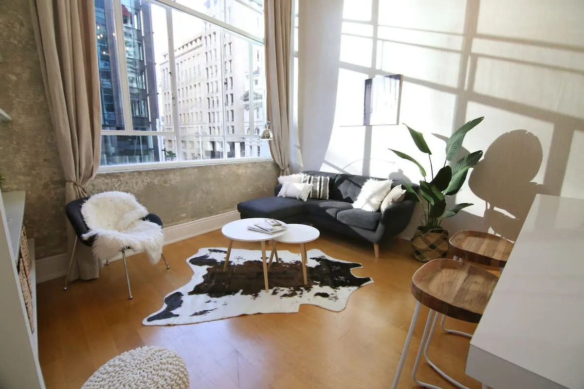 Auckland Designer Metropolitan Flat -- Compact 2br, Built-in Home Office For Remote Work