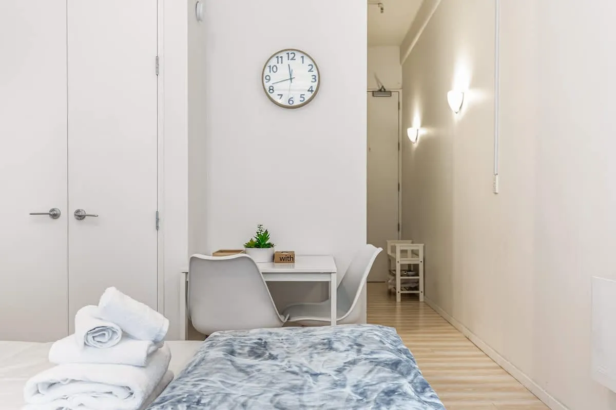 Chic Intimate Studio - Digital Nomad Setup: Work Nook & Fast Wi-fi On Queen St, Auckland #3