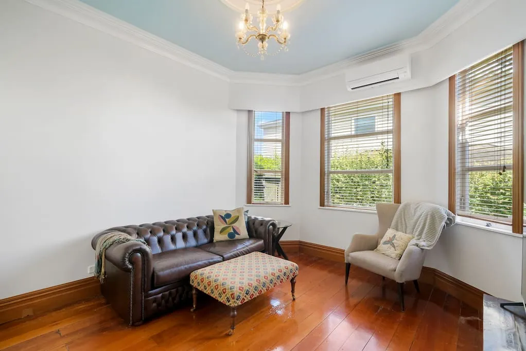 Auckland Metropolitan Flat: Luxurious 1br, Dedicated Home Office & Fast Wi-fi #5