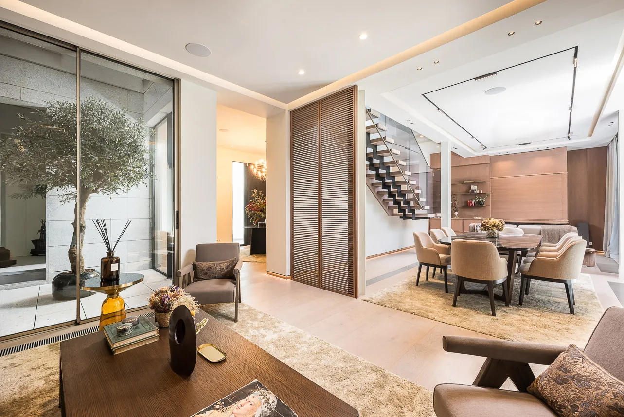 Stylish 300m2 Sky Home With Home Office In Madrid #2