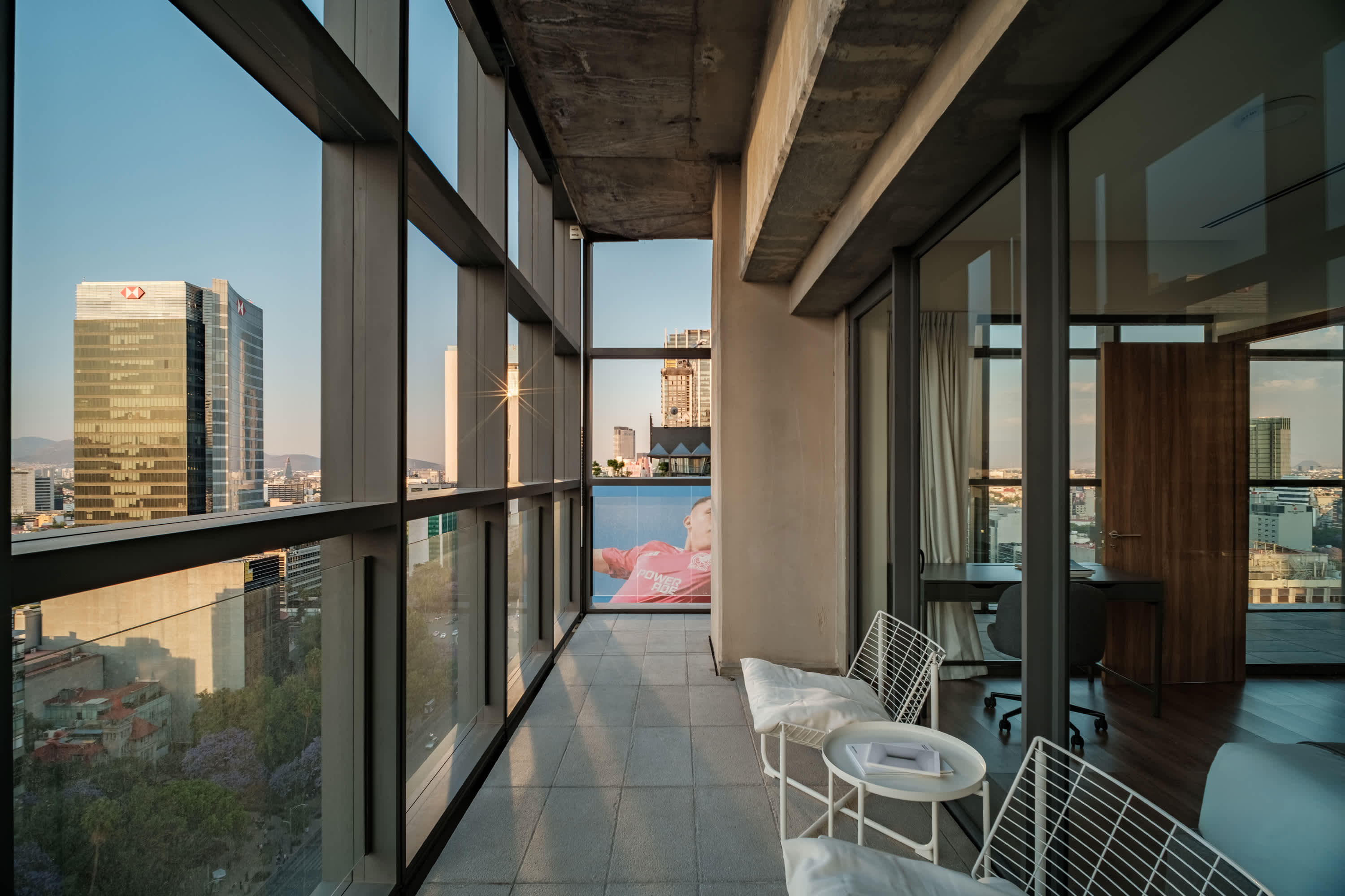 Refined Reforma Flat: Balcony Workspace, Mexico City #5