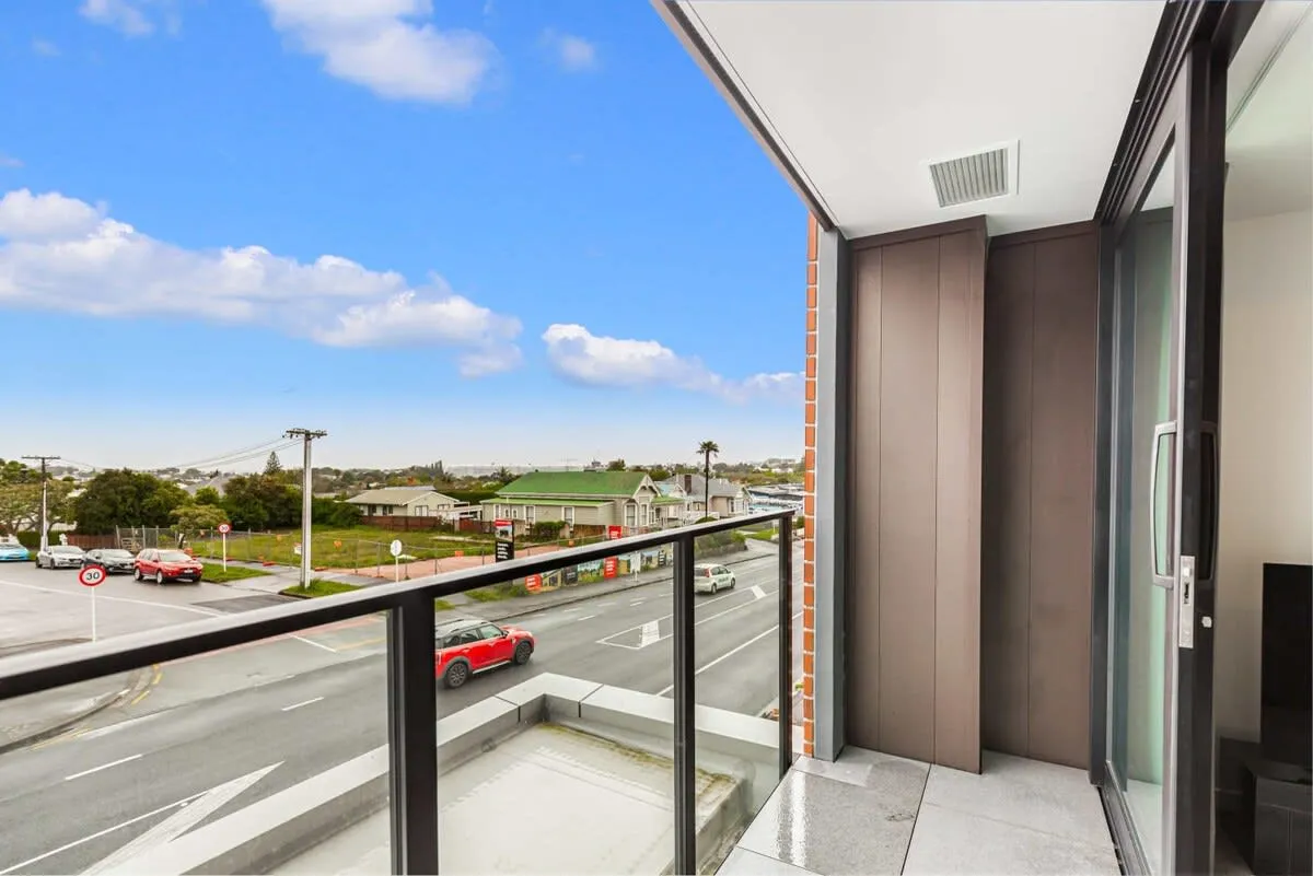 Contemporary Auckland City Flat, Efficient 1br - Digital Nomad-ready Home Office