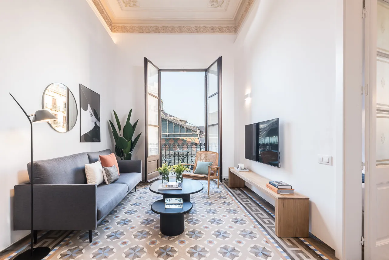 Contemporary Barcelona Flat With Dedicated Home Office In City Center Location #5