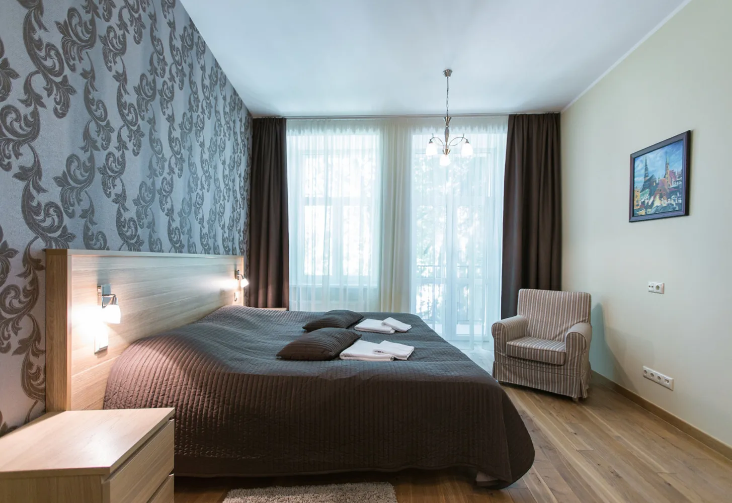 Cozy One-Bedroom Apartment In Riga With Balcony And Dedicated Desk #4