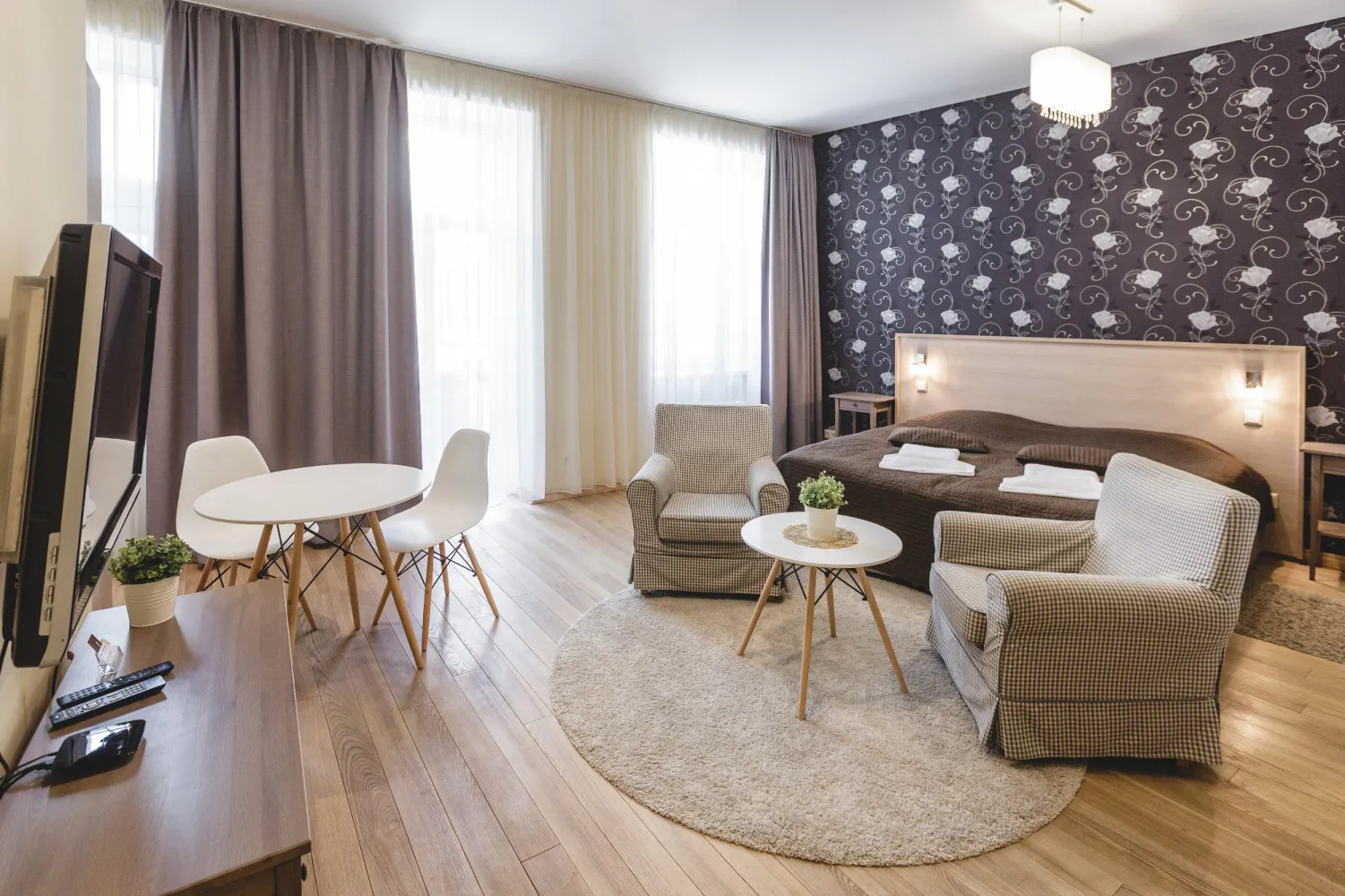 Trendy Riga Studio Built For Remote Work - Cozy Flat For Digital Nomads