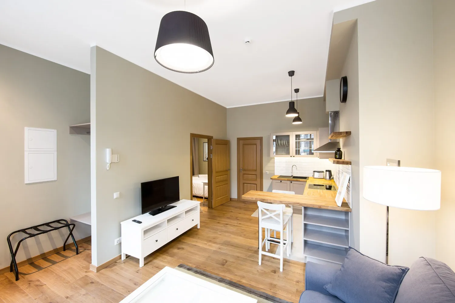 Modern One-Bedroom Flat In Central Riga With A Dedicated Work Desk #4