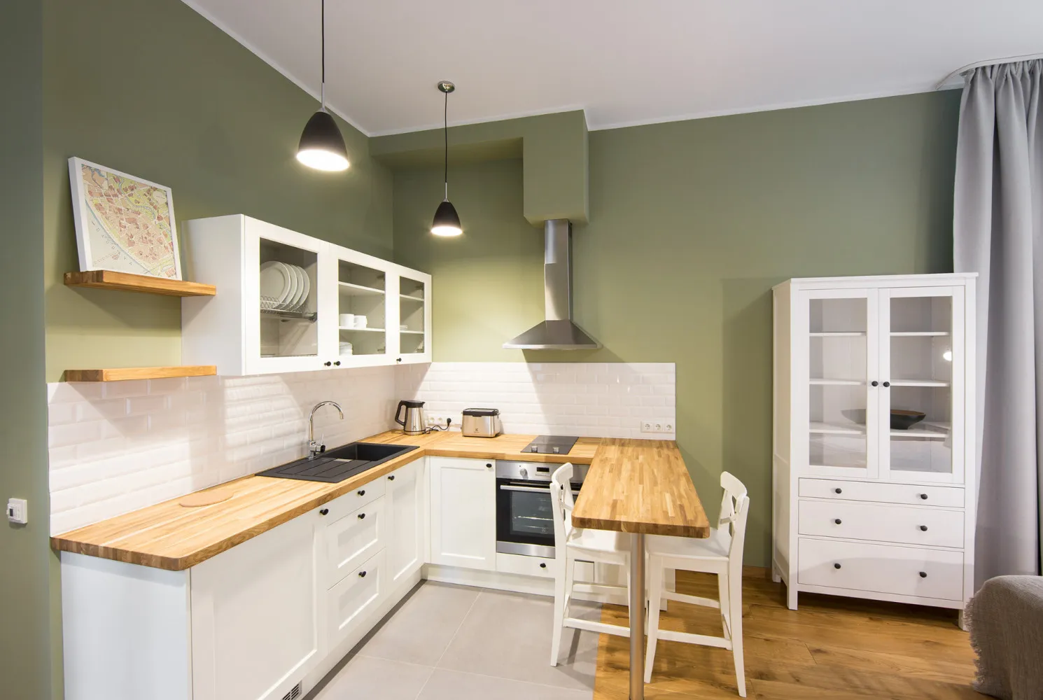 Sleek Open-plan Studio Flat In Riga - Compact Living With Work-from-home Setup #5
