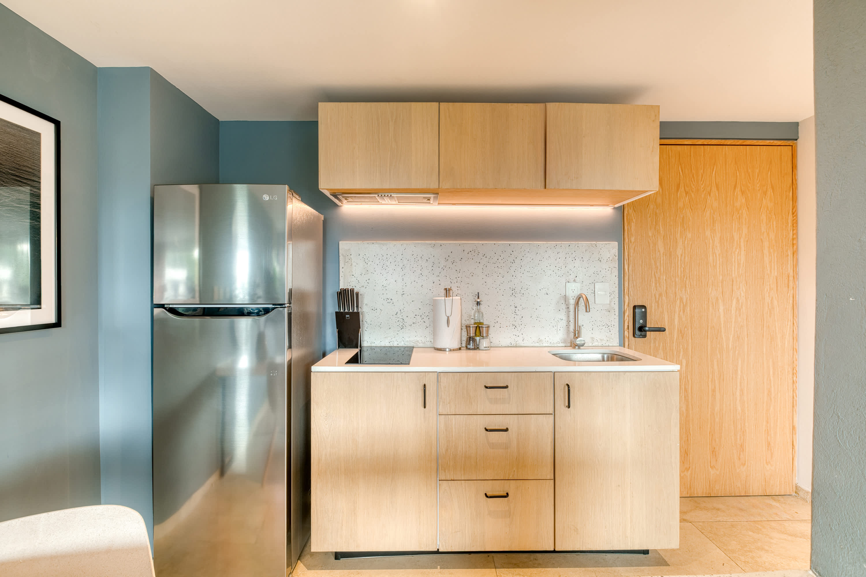 Stylish Design Studio With Efficient Workspace In Ciudad De Mexico For Remote Work #3