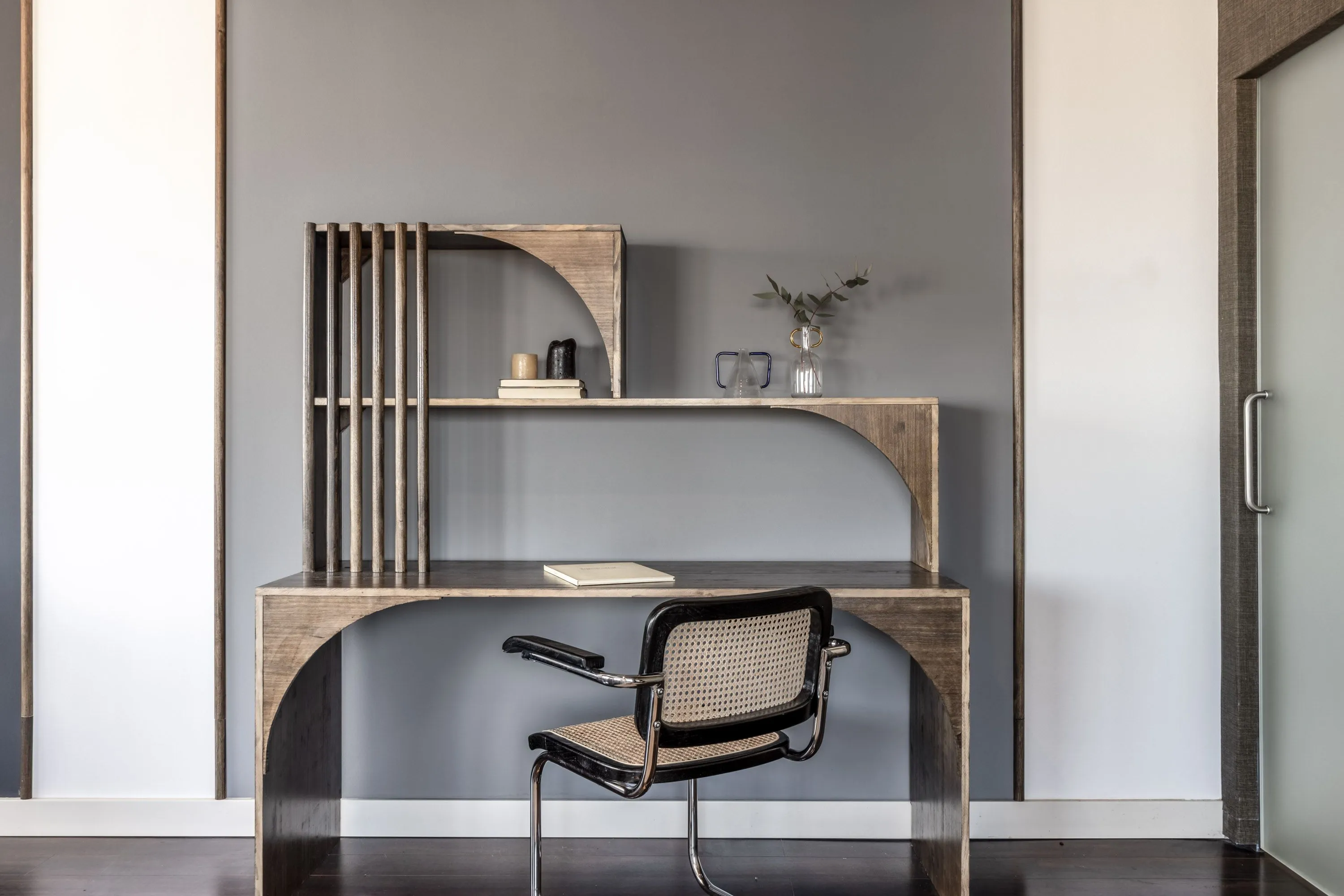 Refined Madrid Flat With Ultra-fast Wifi & Pro Workspace For Remote Work Success #3
