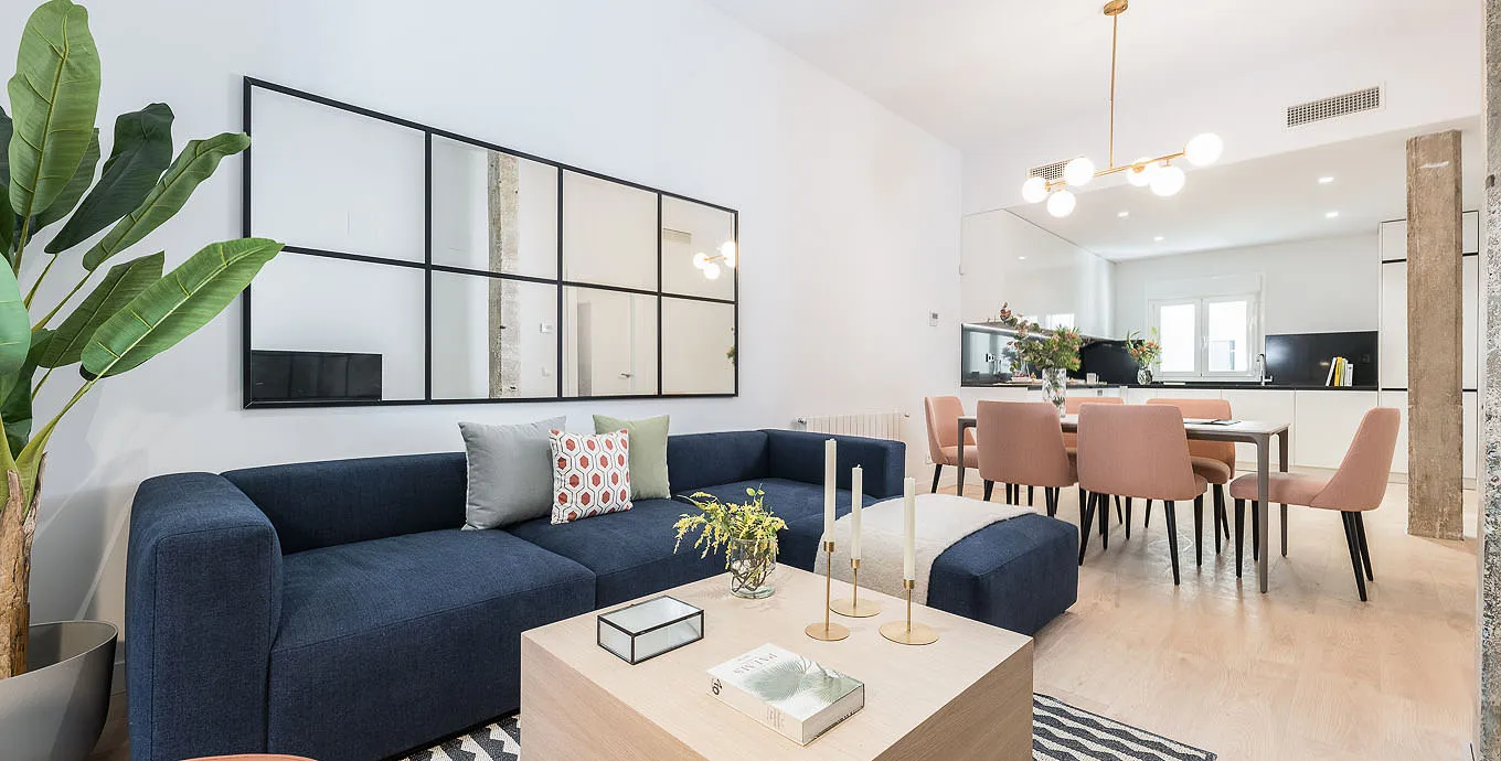 Expansive Modern Flat In Madrid: For Productive Remote Work And Relaxation