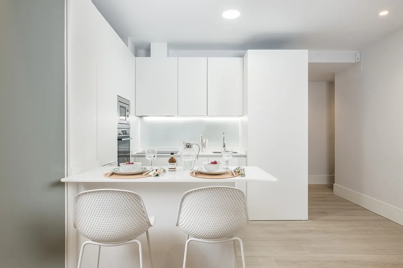 Chic Madrid Flat With Bright Home Office And Spacious Living For Remote Work Success #5