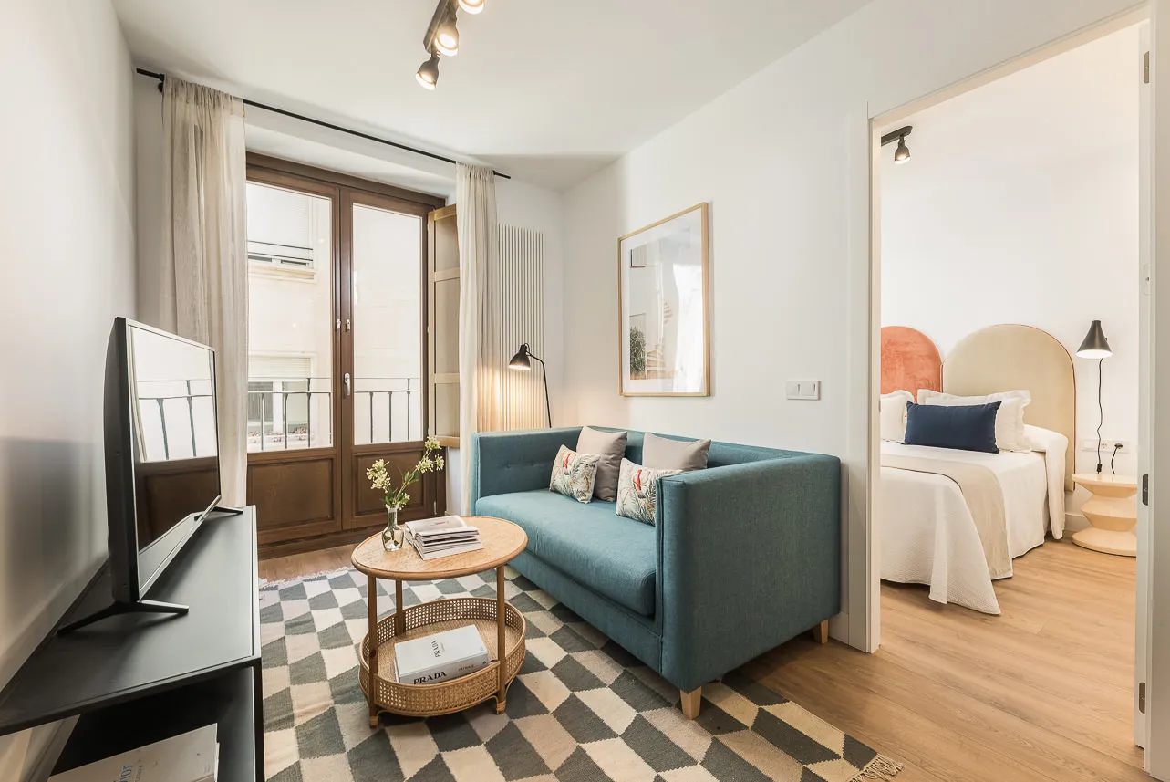 Trendy 50m2 Madrid Flat, Comfortable 1-bed With Digital-nomad Ready Home Office In Santa Ana #2