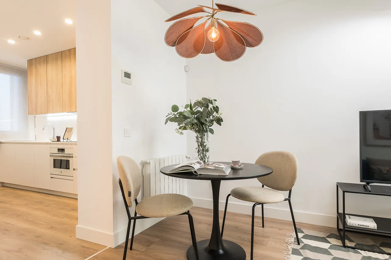 Trendy 50m2 Madrid Flat, Comfortable 1-bed With Digital-nomad Ready Home Office In Santa Ana #4