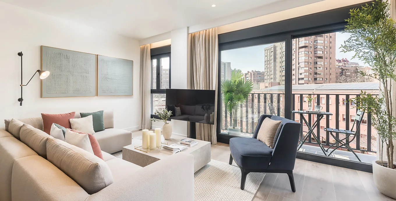 Airy Madrid 2-bed Flat With Dedicated Home Office And Bright Living Space
