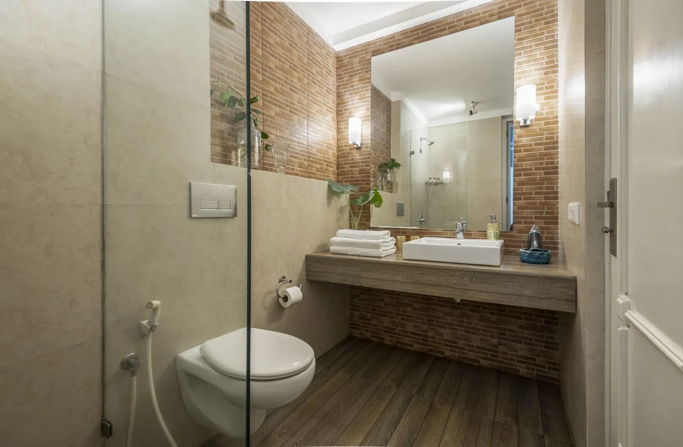 Upscale 1-bed Flat With Private Work Nook In Goa For Remote Professionals #4