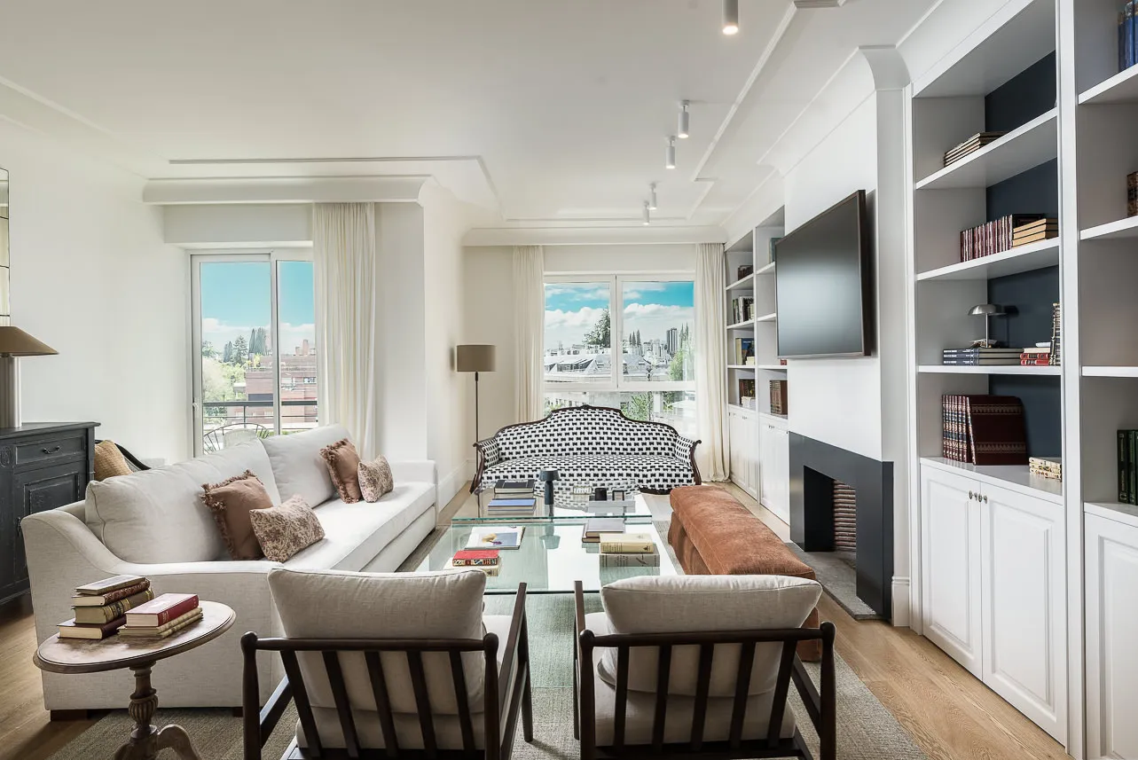 Upscale Madrid Penthouse - Expansive 186 Sqm, 4br, Digital Nomad-ready Home Office #3
