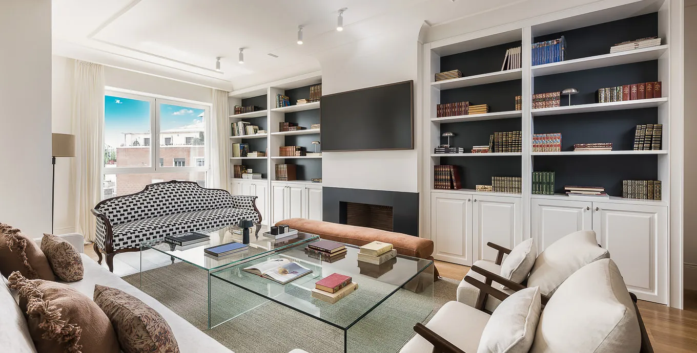 Upscale Madrid Penthouse - Expansive 186 Sqm, 4br, Digital Nomad-ready Home Office