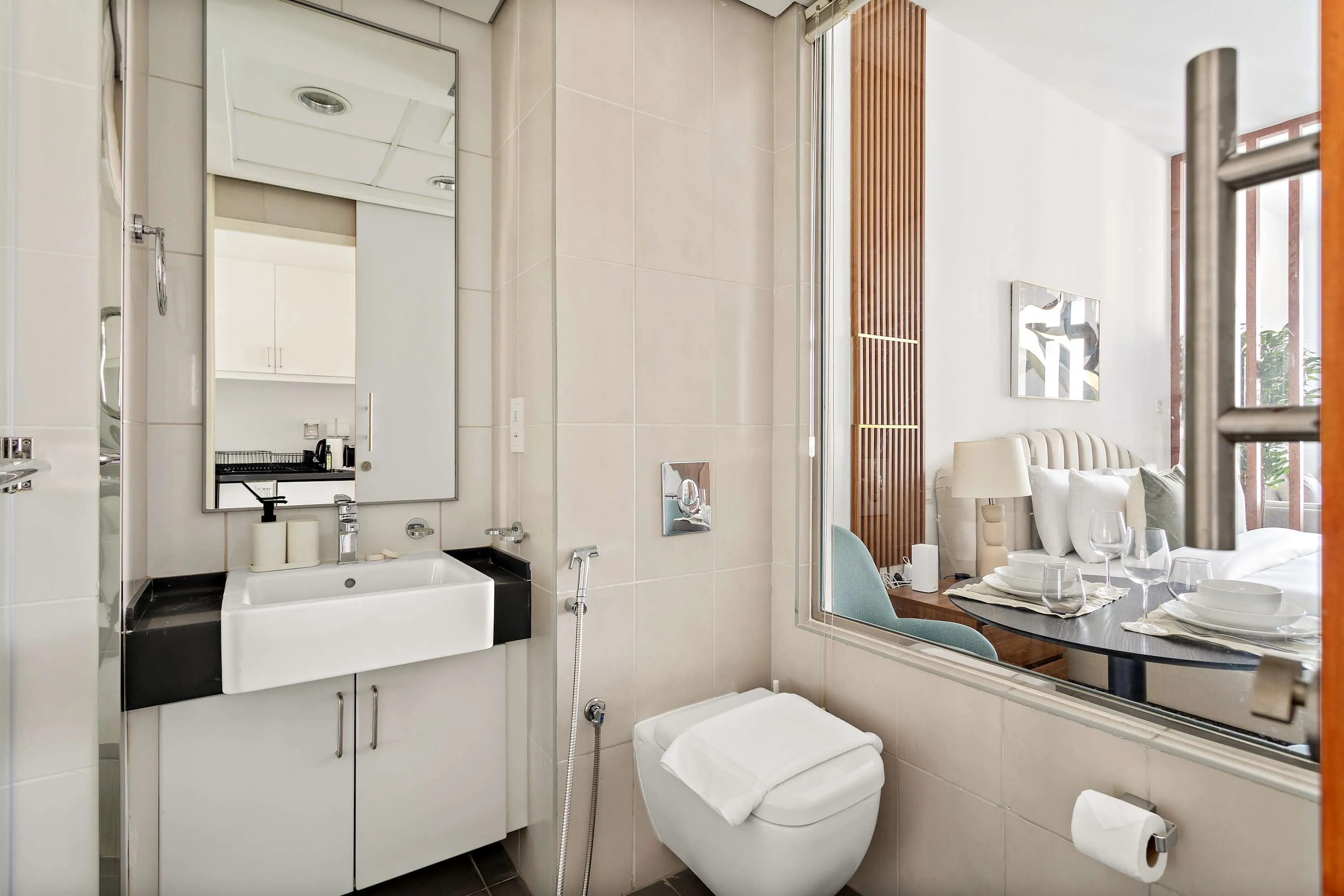 Impressive 51m2 Dubai Design Studio With Dedicated Home Office In Palm Jumeirah #2