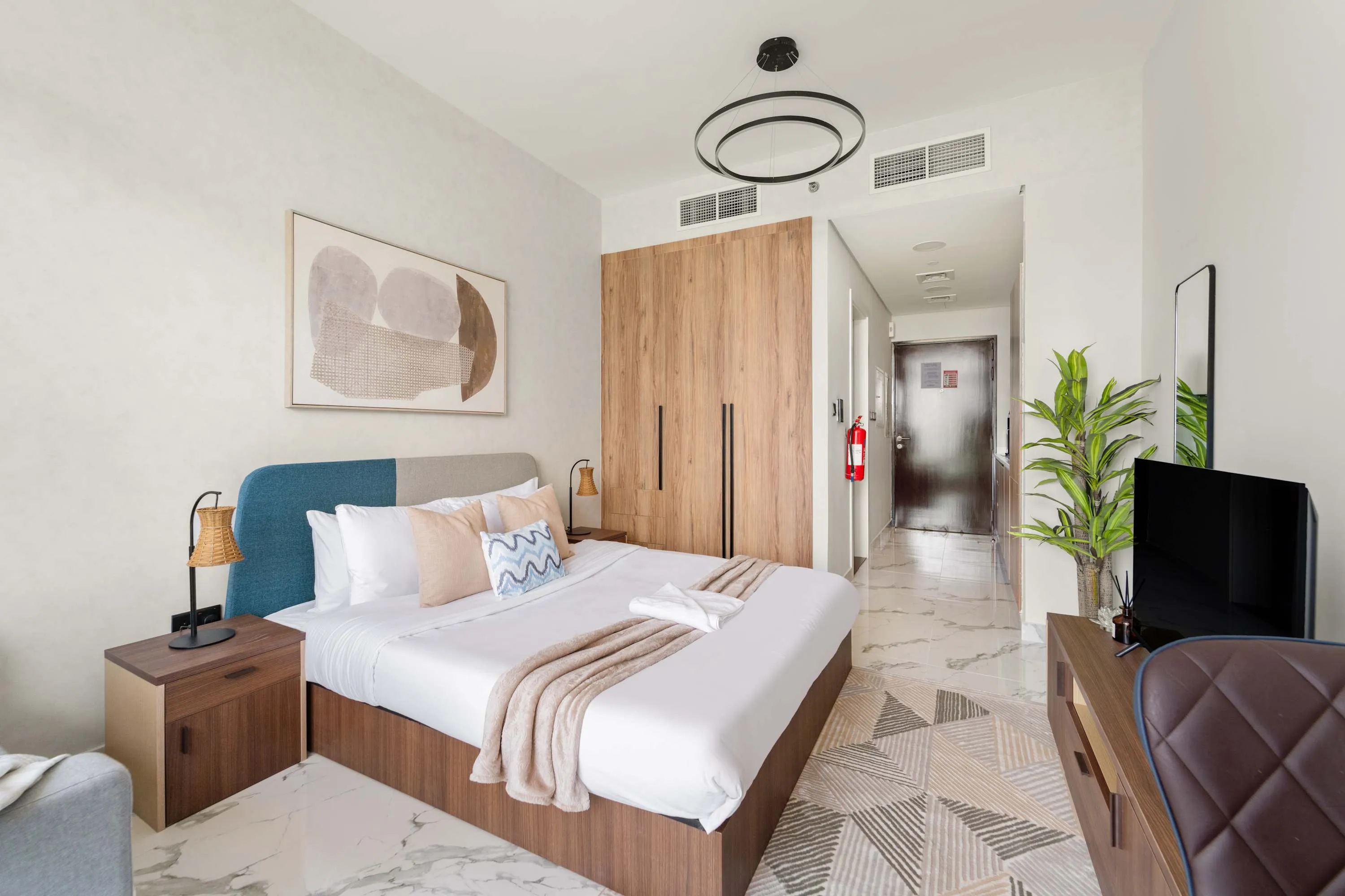 Contemporary 33m2 Studio With Dedicated Home Office On Al Maryah Island, Abu Dhabi #5