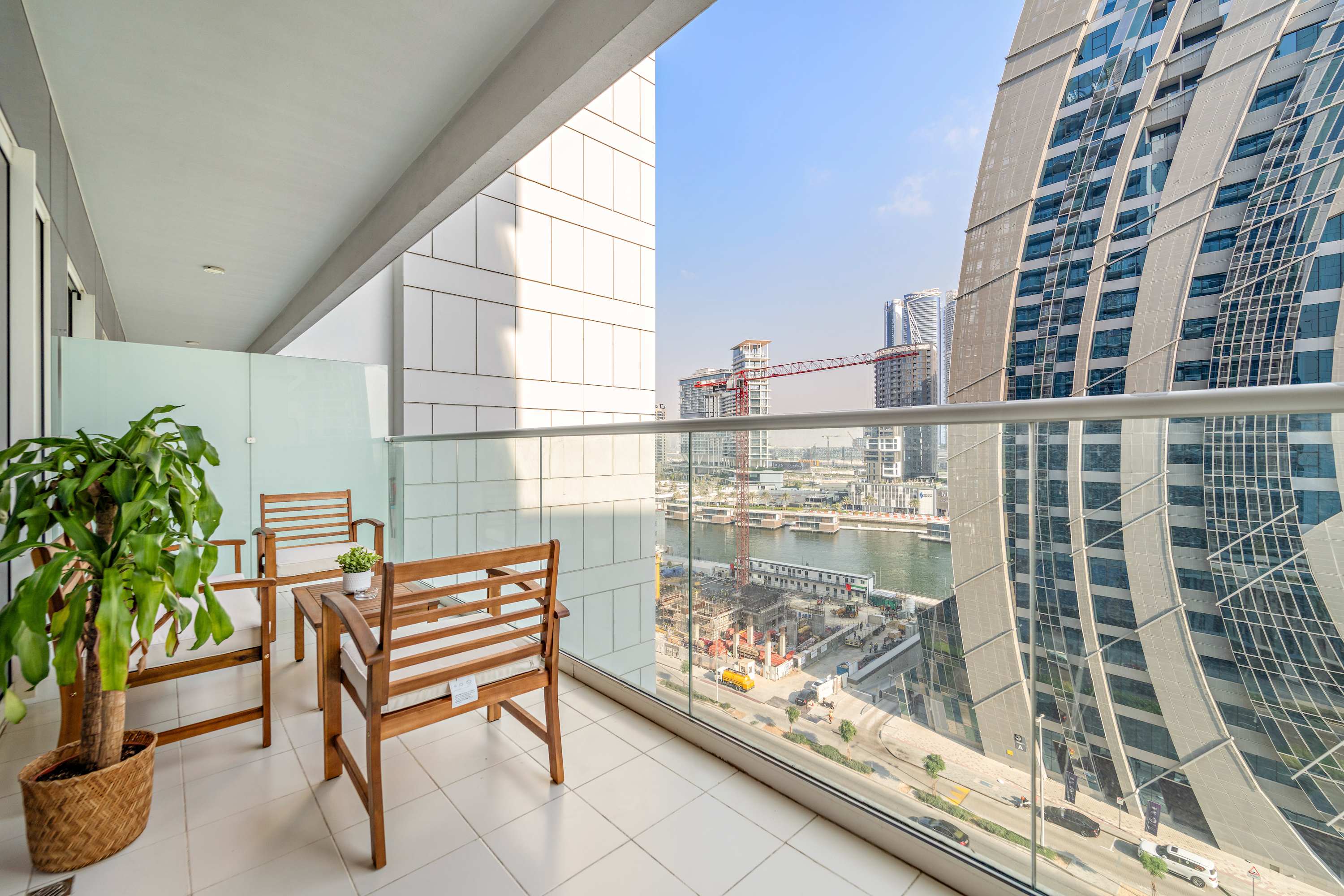 Premium 1br Flat With Dedicated Home Office In Dubai's Vera Tower For Digital Nomads #3