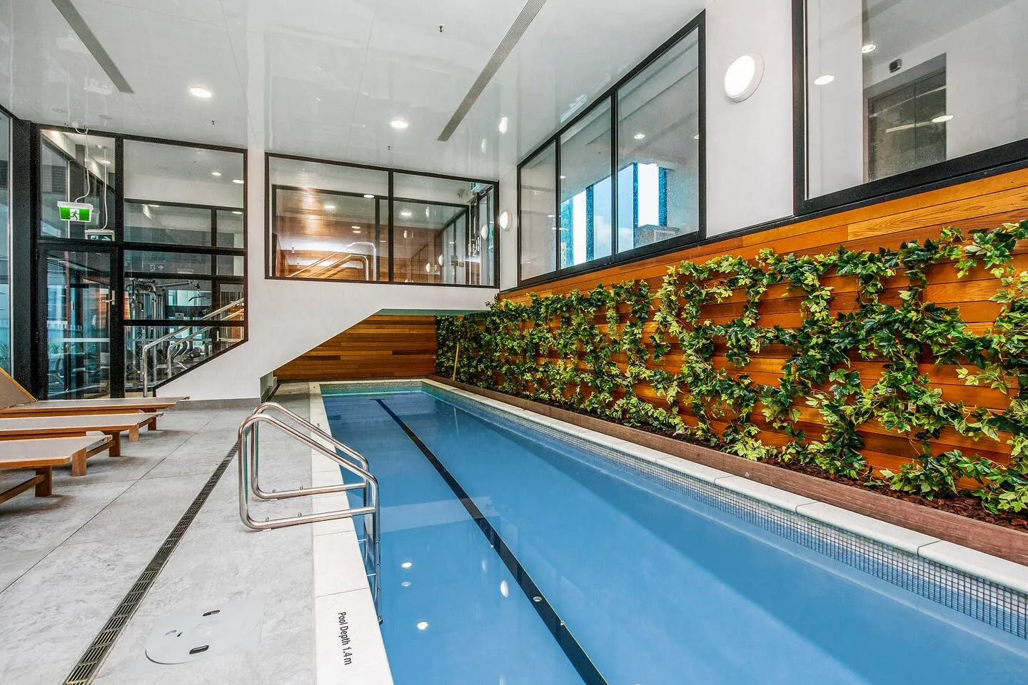 Contemporary Upscale 2br Flat With Built-in Home Office Nook - Central Auckland #2