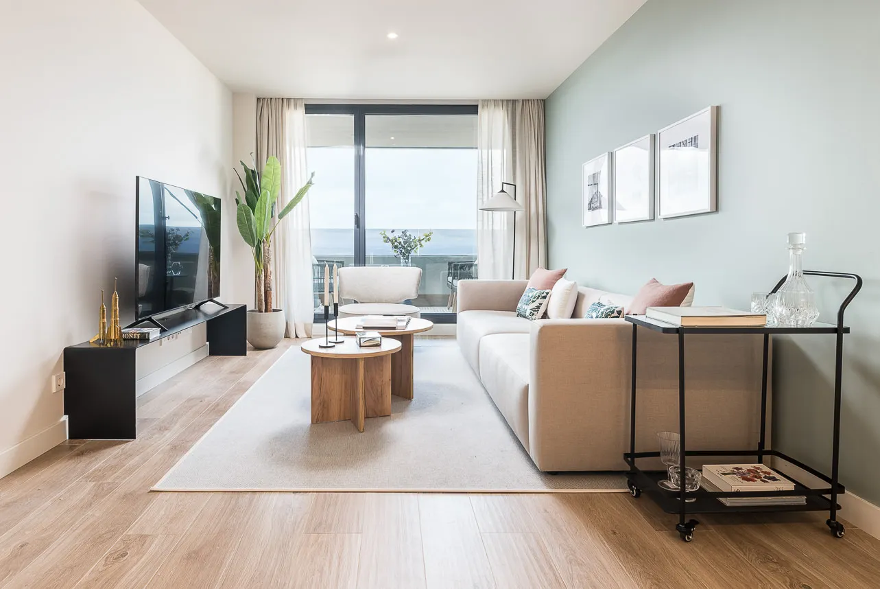 Refined Madrid Flat With Bright Home Office And Spacious 55m2 Layout For Remote Work #5