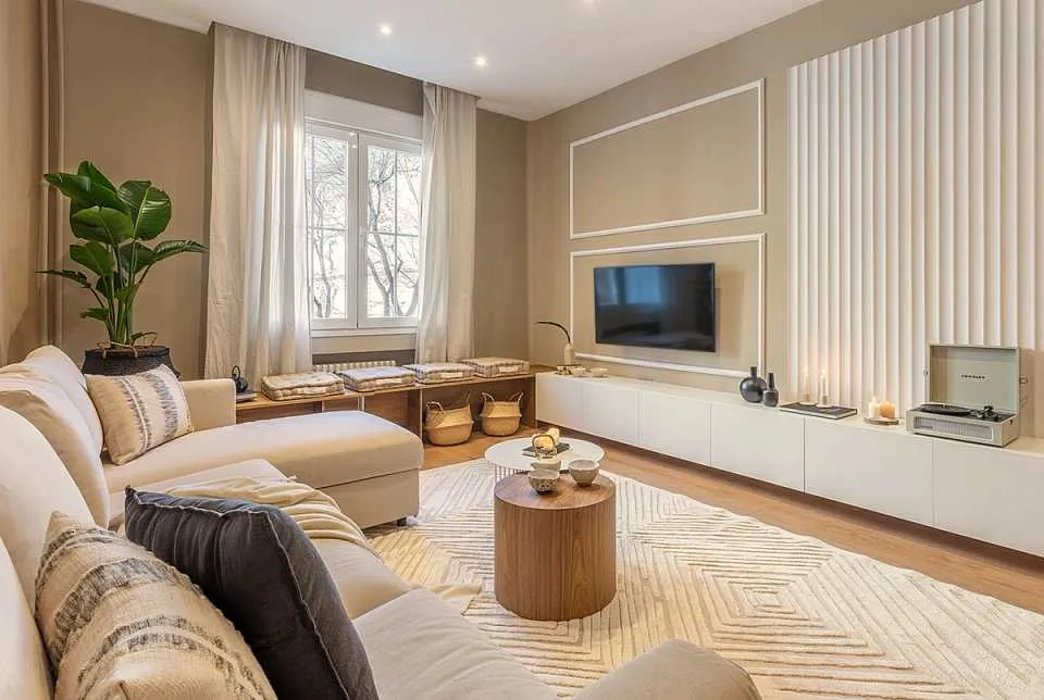 Luxury Madrid Penthouse With High-speed Fiber And Hd Video Setup For Remote Work #2