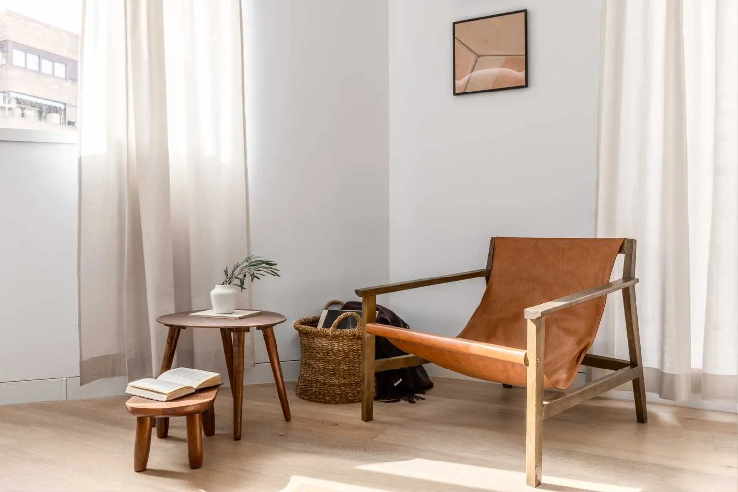 Luxurious Madrid Flat With High-speed Internet & Professional Workspace For Remote Work #3
