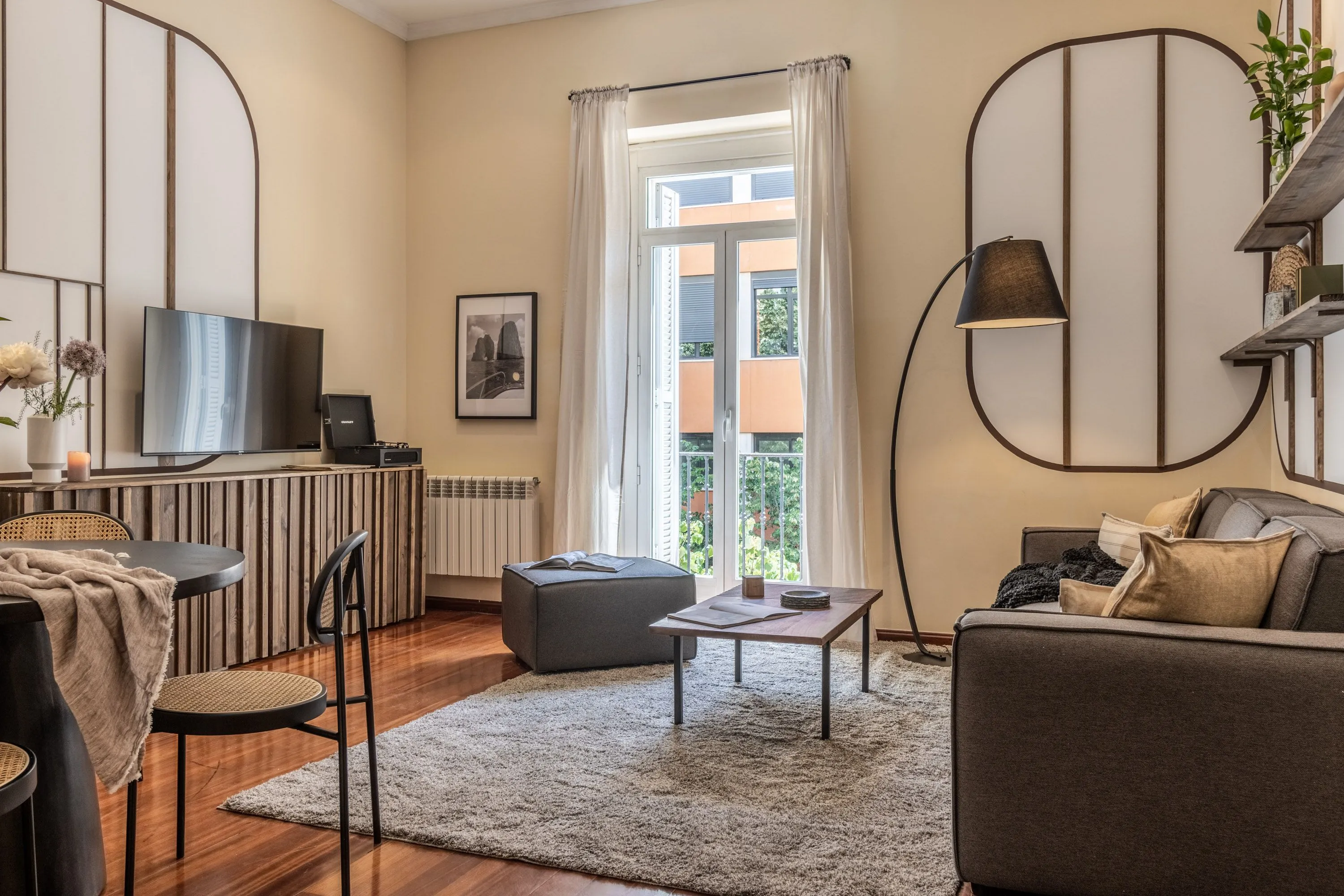 Upscale Madrid Flat With Pro Home Office & Modern Kitchen For Digital Nomads #2