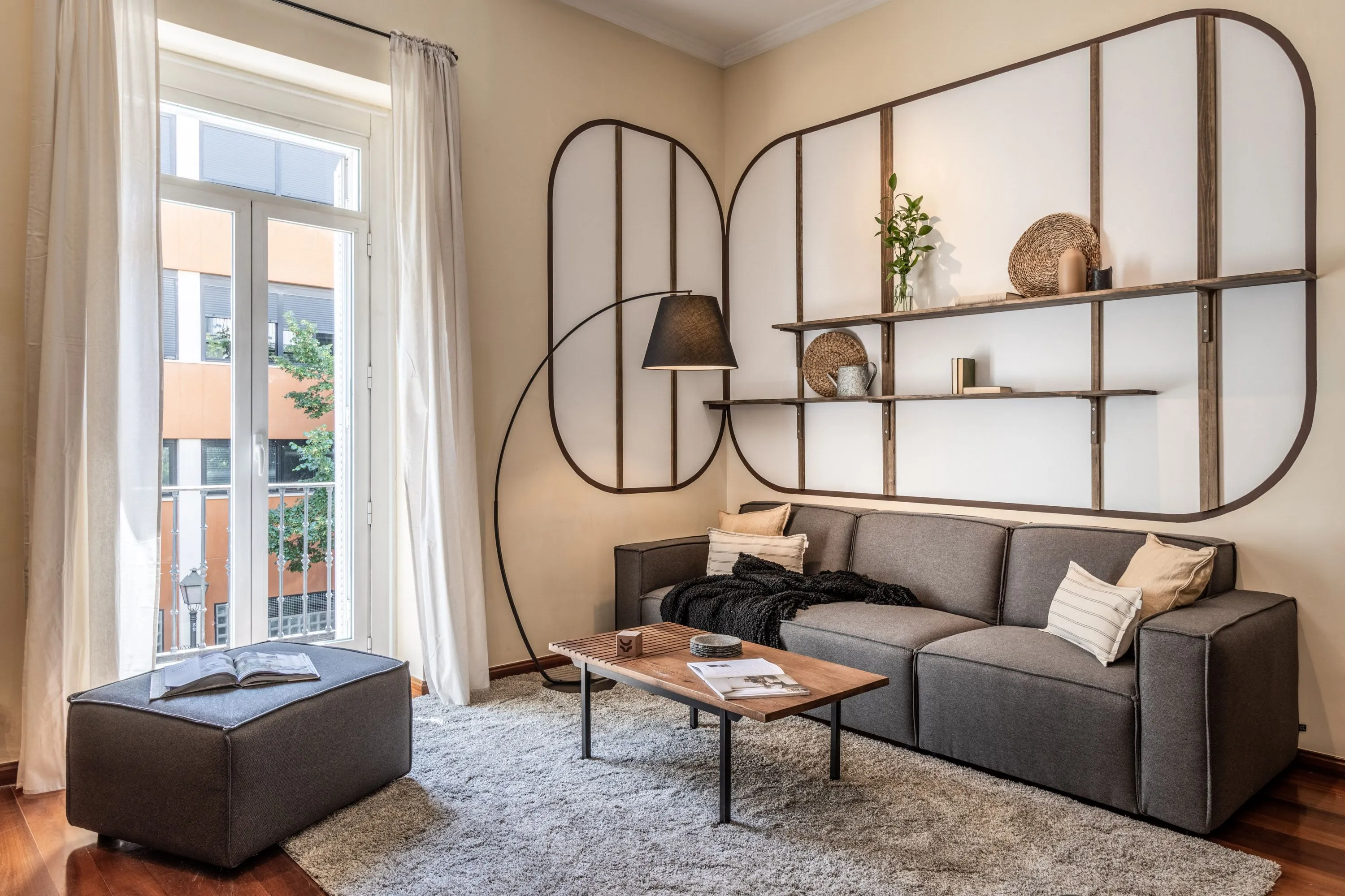 Upscale Madrid Flat With Pro Home Office & Modern Kitchen For Digital Nomads #4