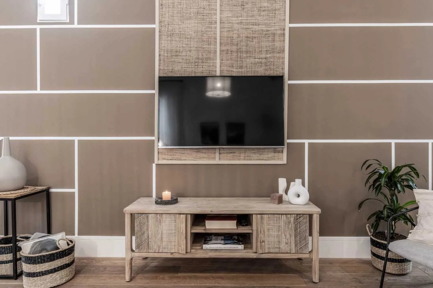 Luxurious Madrid City Flat With Pro Home Office & Gigabit Internet For Remote Professionals #5
