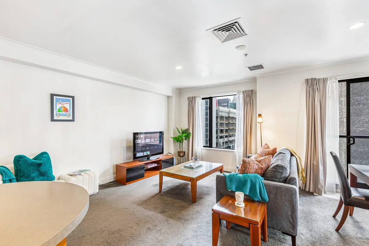 Cozy Luxurious Queen St Flat, Auckland - Fast Wifi & Dedicated Work Nook #2