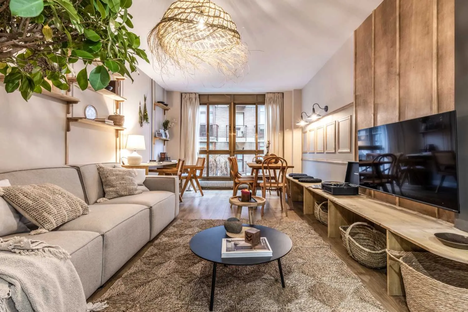 Airy Madrid Flat With Ultra-fast Wifi & Professional Home Office Setup #2