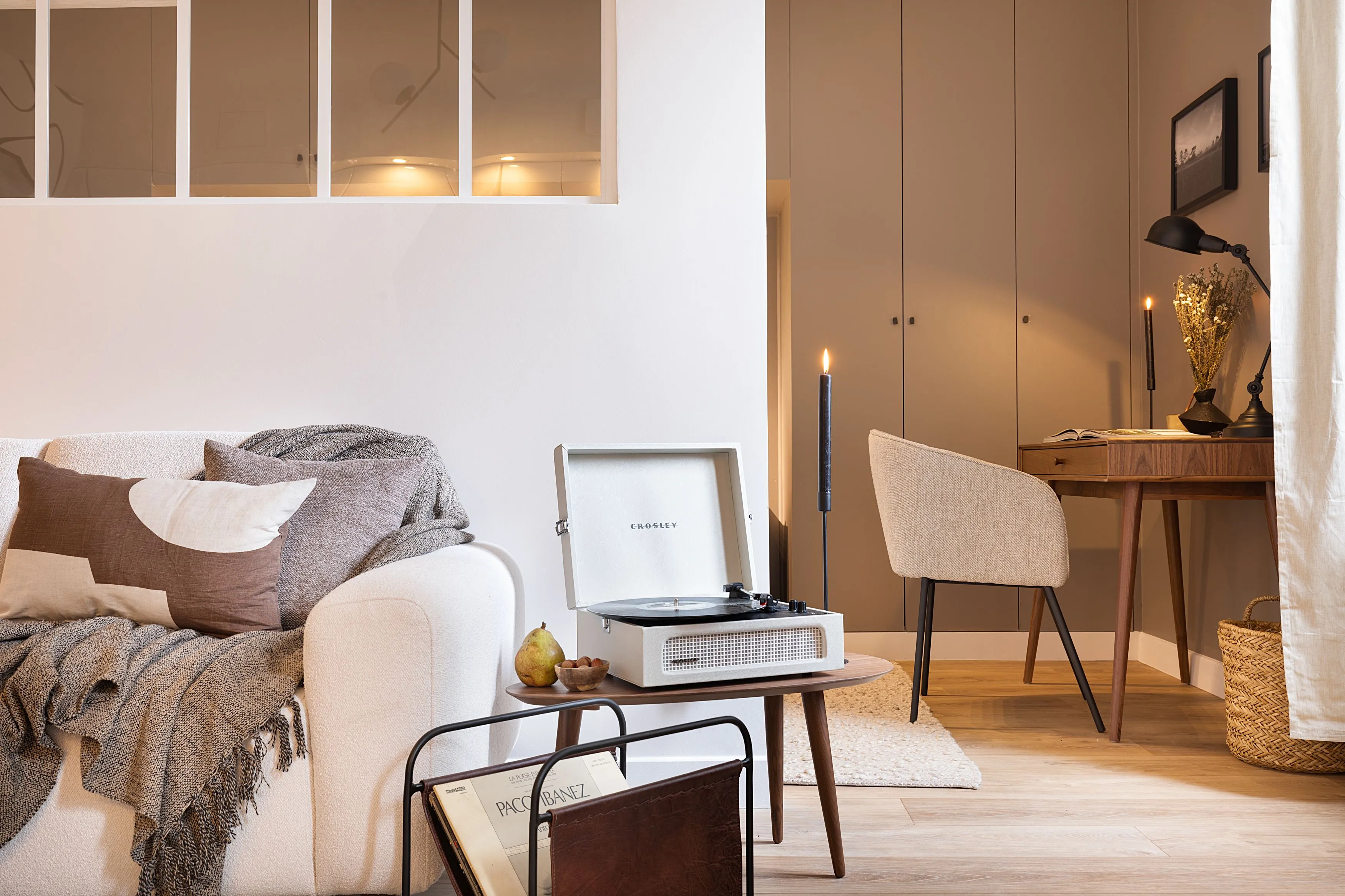 Impressive 43m2 Paris Flat With Private Office & High-speed Internet For Remote Work #4