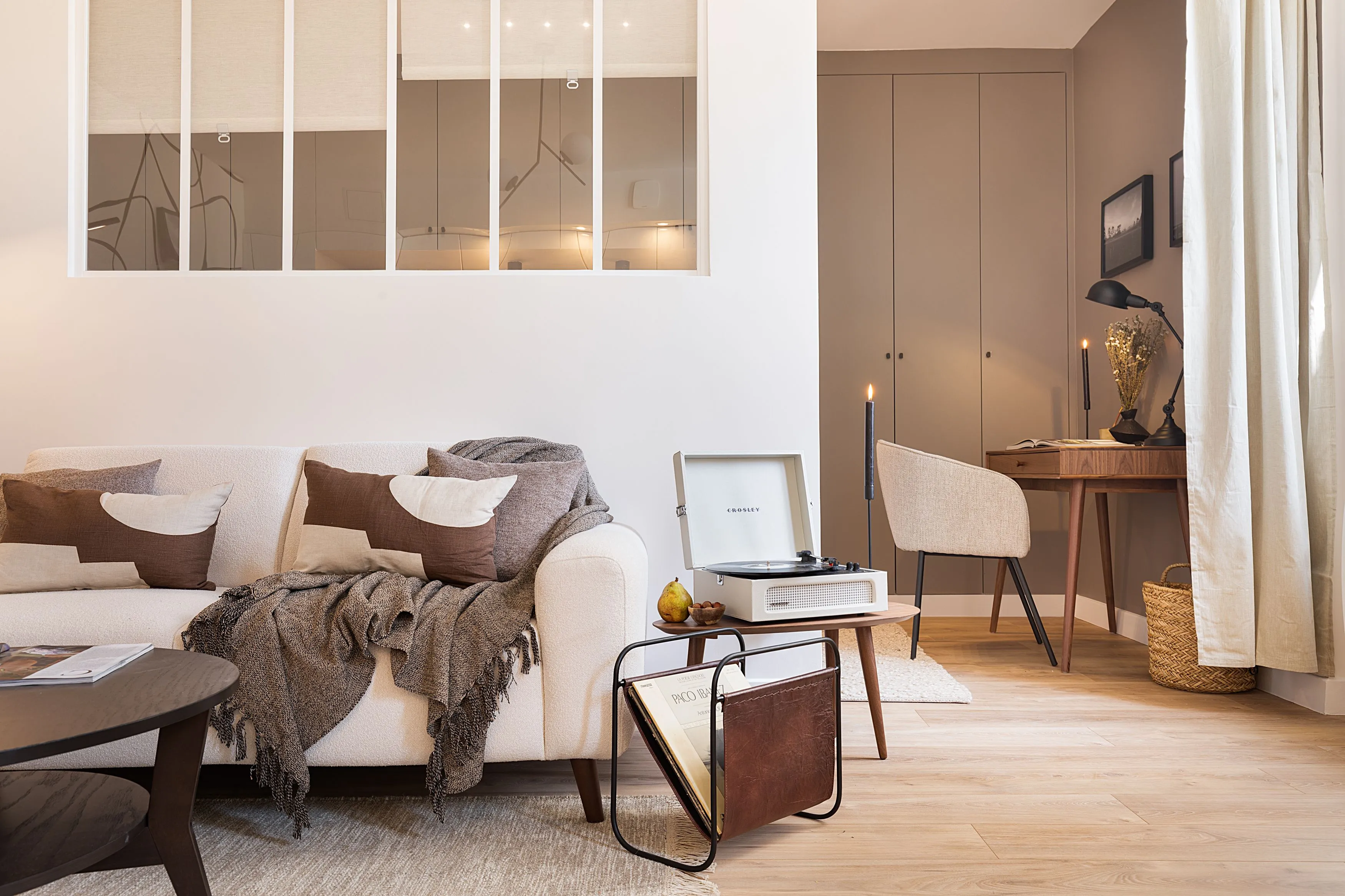 Impressive 43m2 Paris Flat With Private Office & High-speed Internet For Remote Work #3