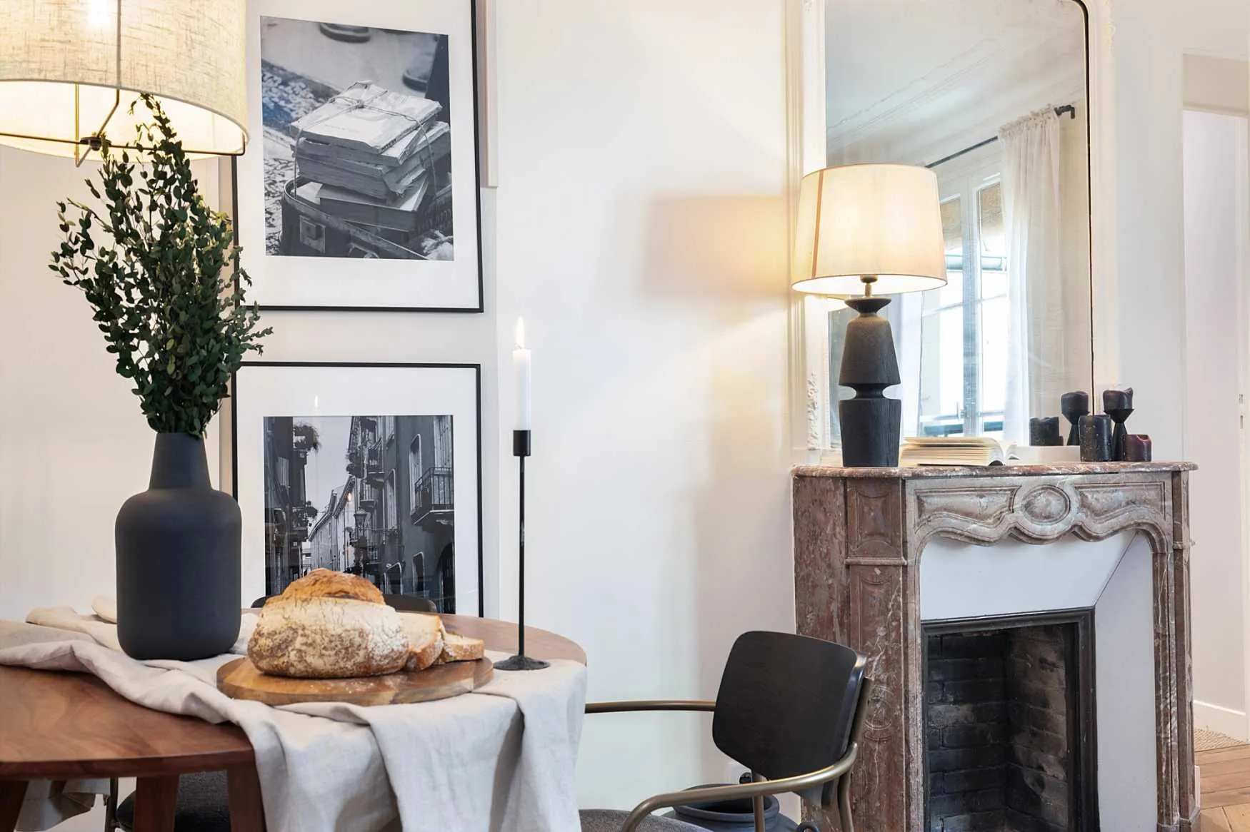 Refined Paris Flat With Home Office & Ultra-fast Wifi For Digital Nomads #3