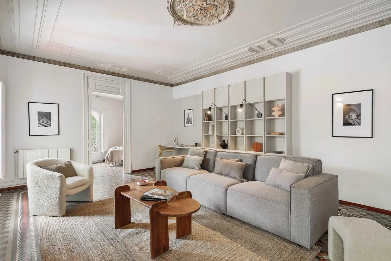 Curated Barcelona Flat With Gigabit Internet & Pro Workspace For Remote Professionals #2