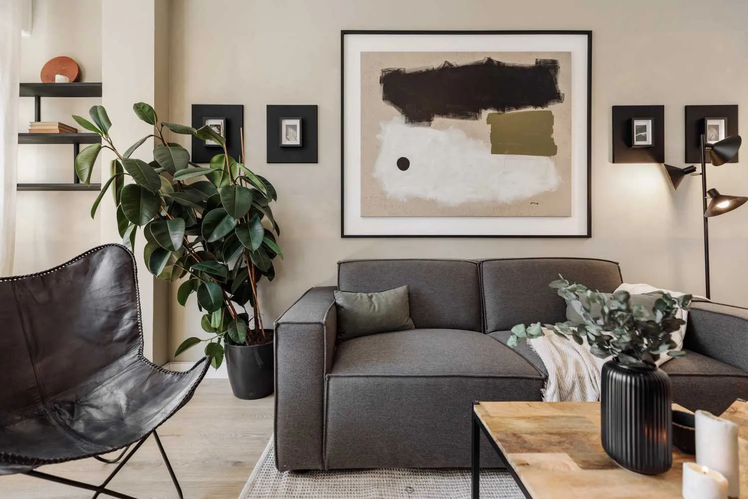 Refined Barcelona Flat With Pro Workspace & Ultra-fast Wifi For Digital Nomads #4