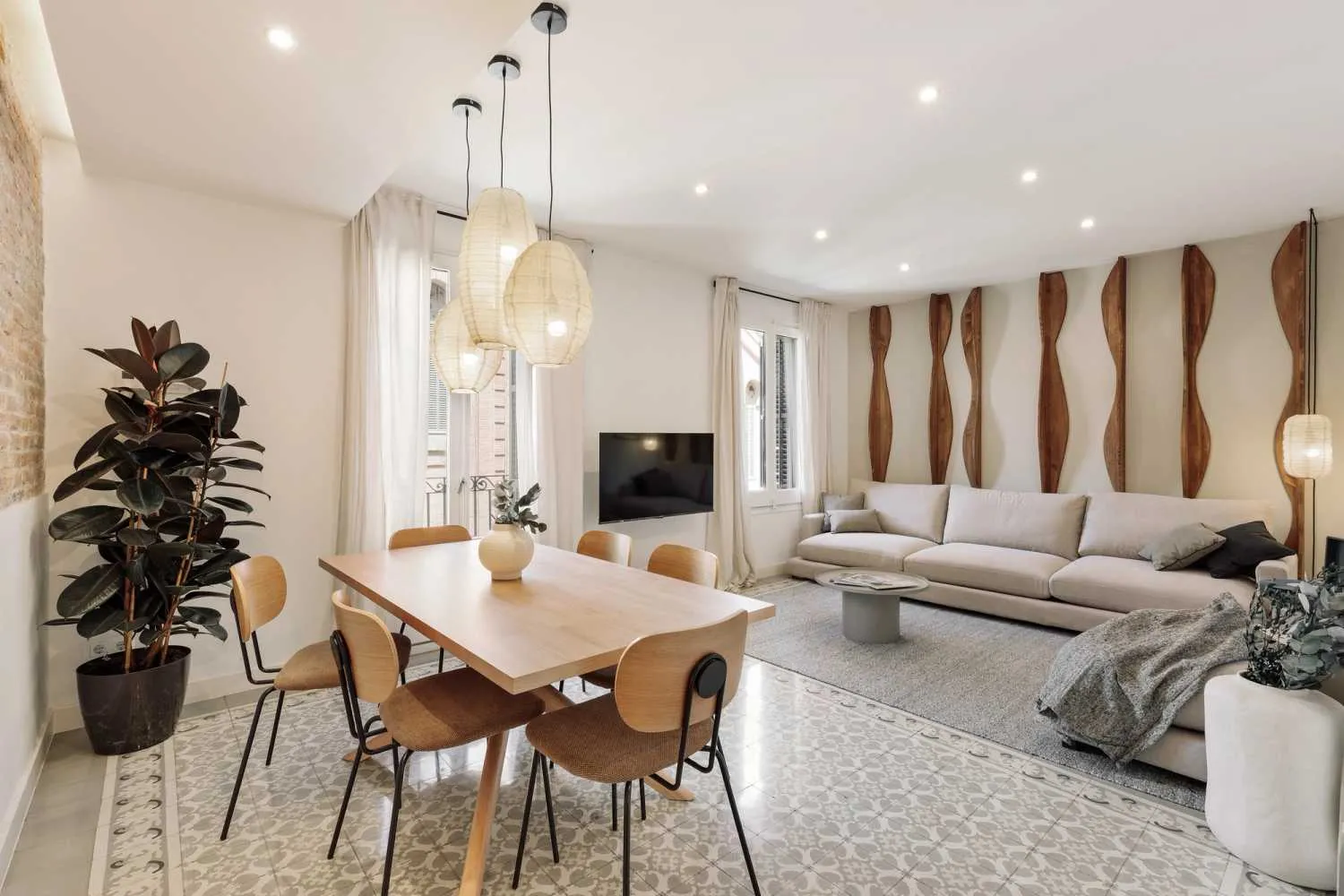 Elegant 106m2 Barcelona Flat With High-speed Internet And Pro Home Office Setup #2